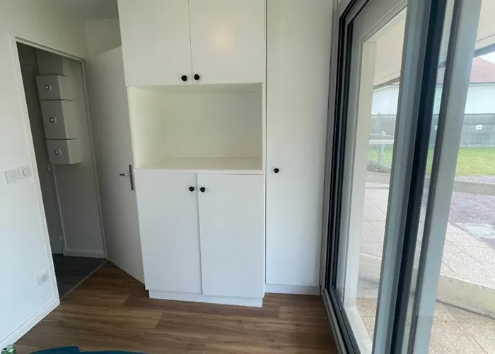 Apparemment Front De Appartamento Ouistreham